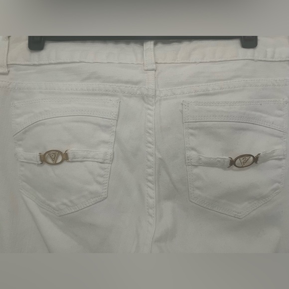 New White Guess Jeans Size 30 - Picture 5 of 7
